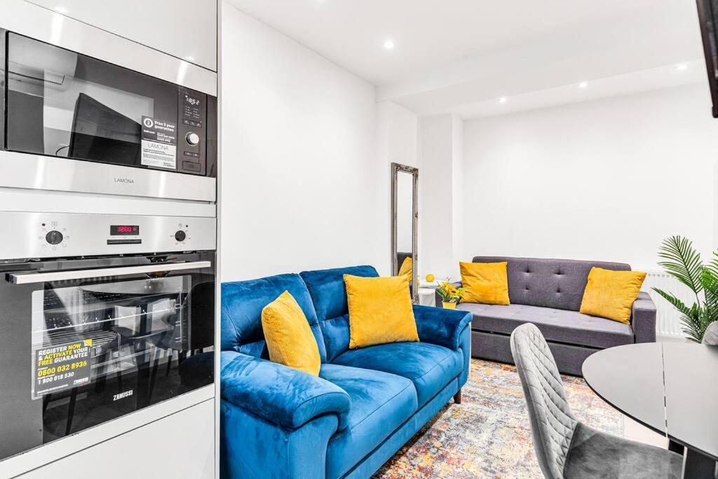 Luxstay Holland Park Apartment With Ac London Exterior foto